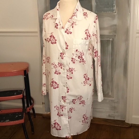 Vintage Other - Vintage button front nightshirt w pocket NATIONAL